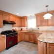 Kitchen / Traditional / Stain / Full Overlay