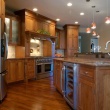 Kitchen / Transitional / Stain / Beaded Inset / Island